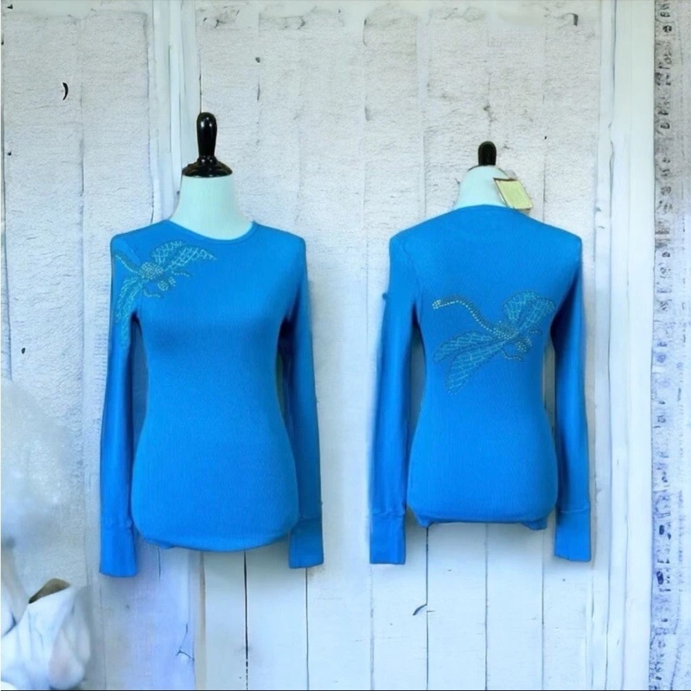 Vibrant Blue Long Sleeve Tee with Crew Neck